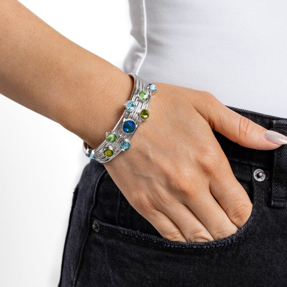 paparazzi Jewelry - Majestic Medallions - Green Bracelet